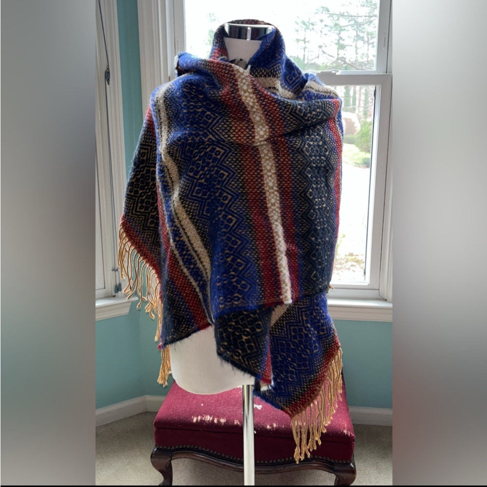 Merona Multicolor Winter Blanket Rectangle Scarf w/ Fringe Edges - 72x26 - EUC